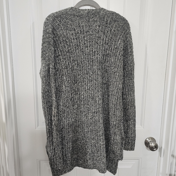 Abercrombie Gray Knit Cardigan, Dark Grey, Size M/L - Picture 4 of 8
